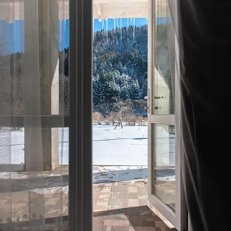 Zarinok House Βίλα