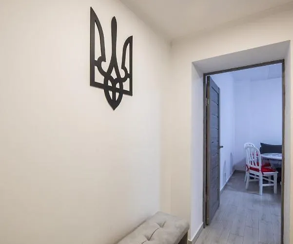 Villa Zarinok House Skole